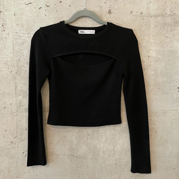 Zara Cutout Top - Picture 2 of 3
